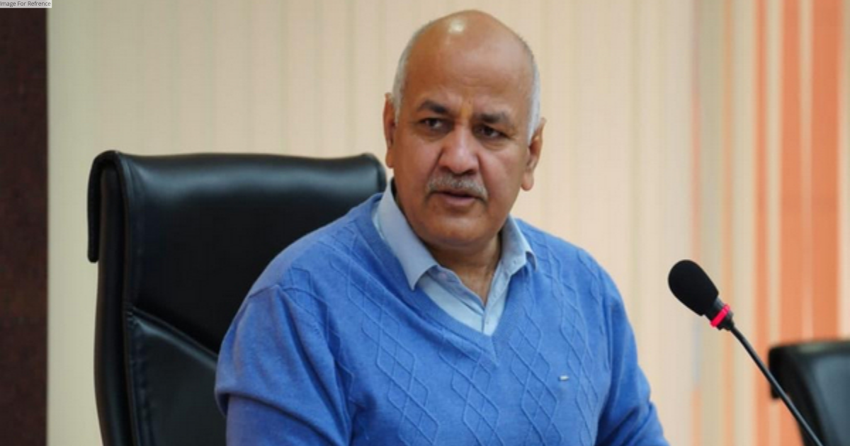 At review meet, Sisodia directs public hospitals to boost Covid preparedness